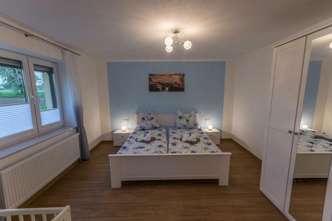 Ferienwohnung "Turmblick" Rathmannsdorf Exterior photo